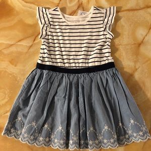 Toddler girl short sleeve dress - Size 3T